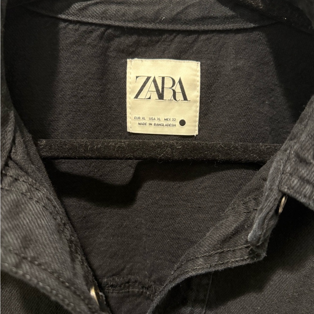Zara Women’s Black Oversized Jean Jacket with Pockets - Picture 4 of 8